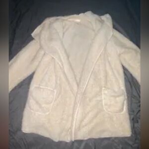 White fluffy coat/jacket